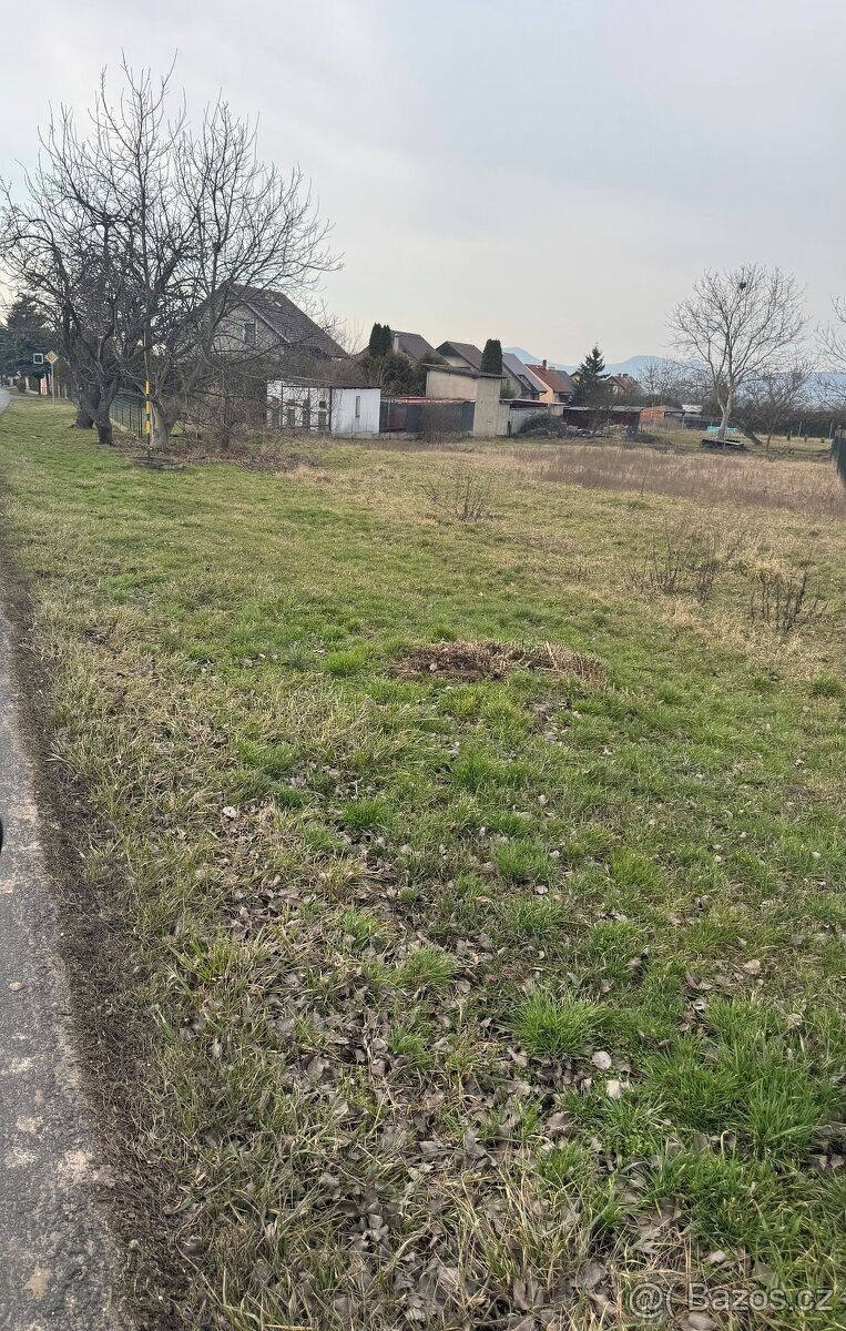 Stavební pozemek Veltěže - 2