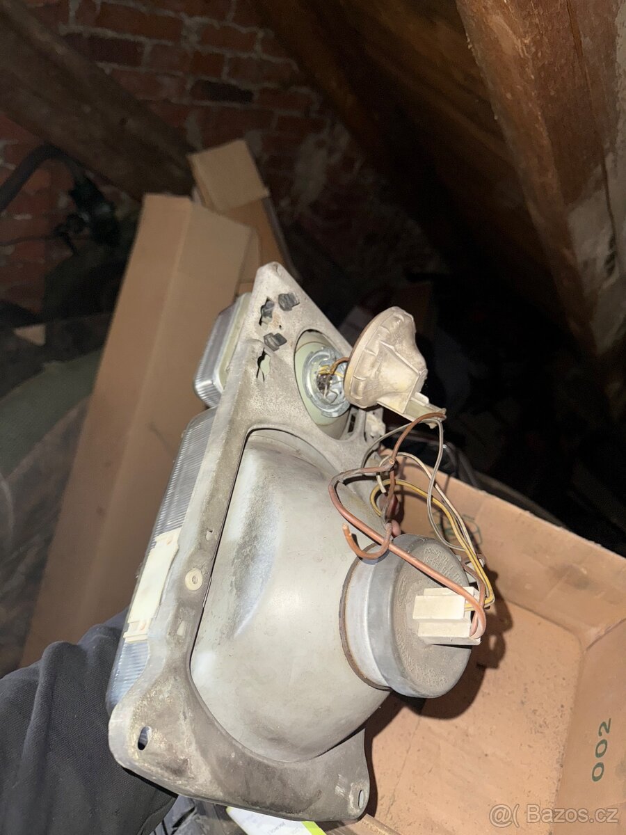 Svetlomet Passat B2 - 2