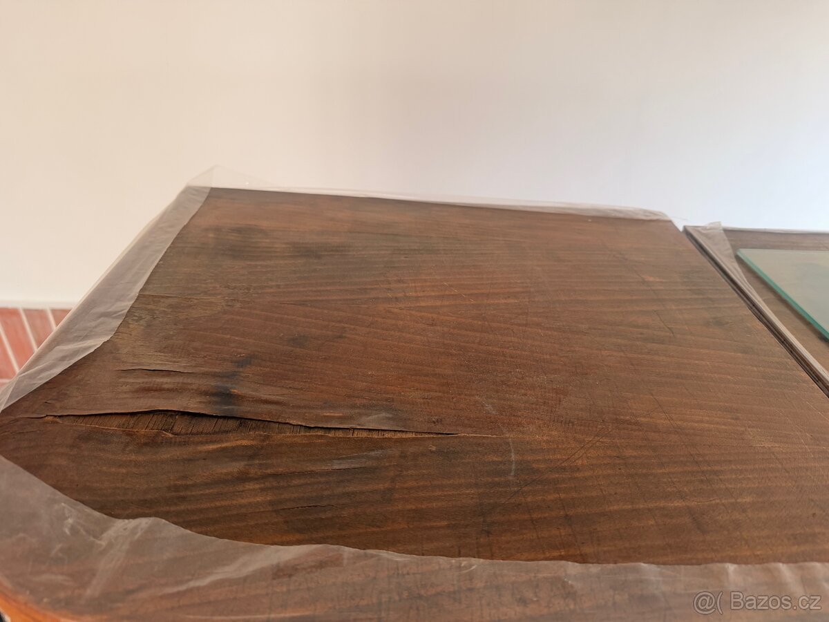 Starožitná skříň - 2