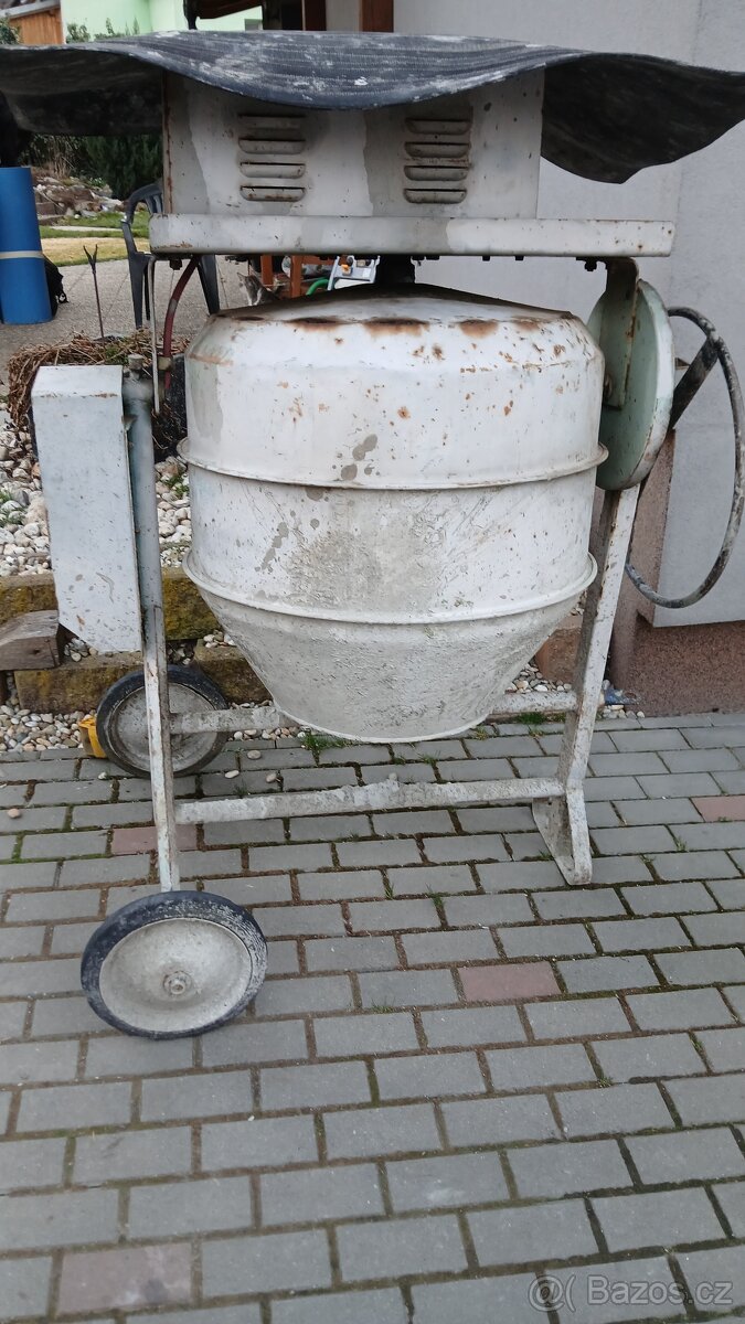 Stavební míchačka - 2