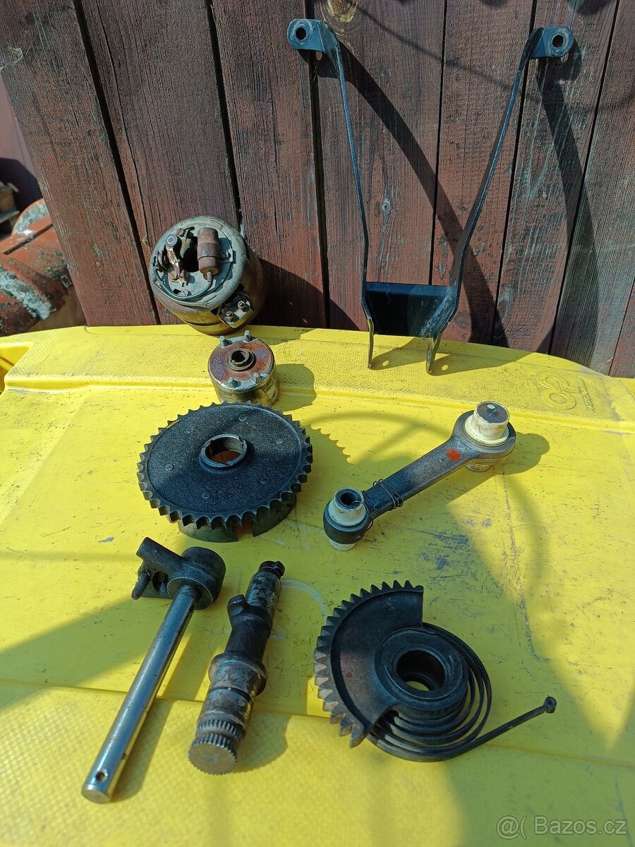Jawa ČZ - různé díly - 2