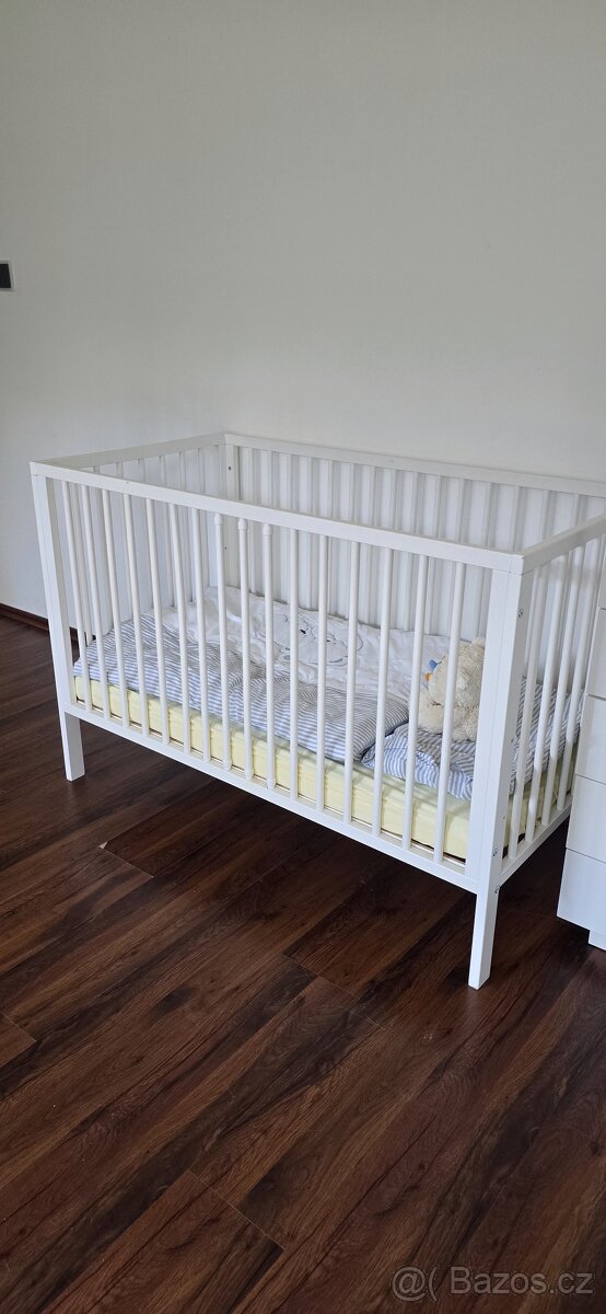 Daruji dětskou postýlku - 2