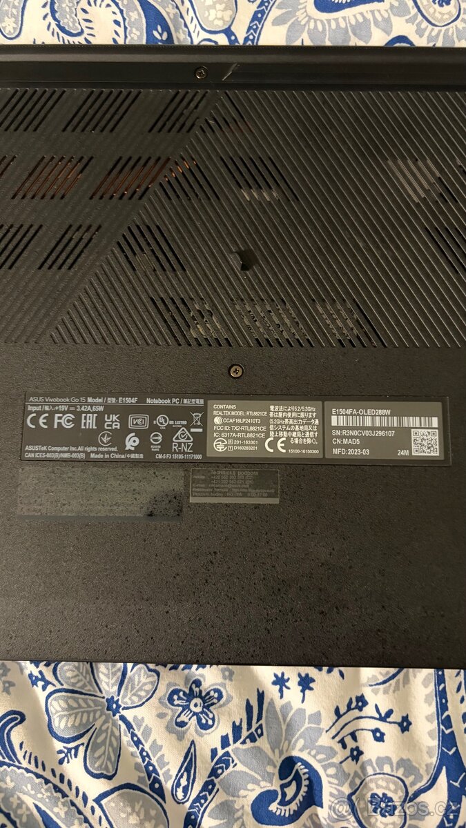ASUS Vivobook Go 15 OLED - 2