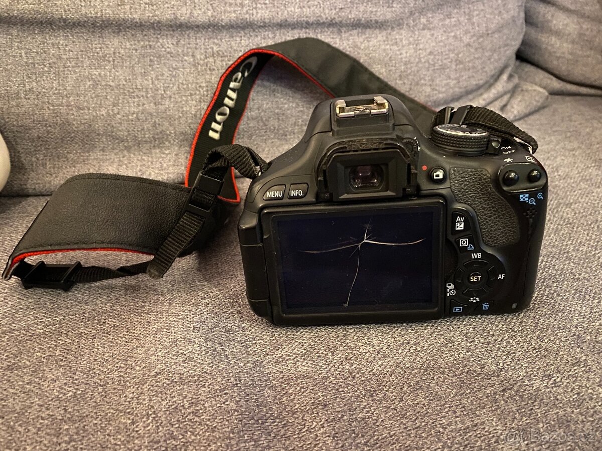 Canon EOS 600D + objektiv 18-55 mm - 2