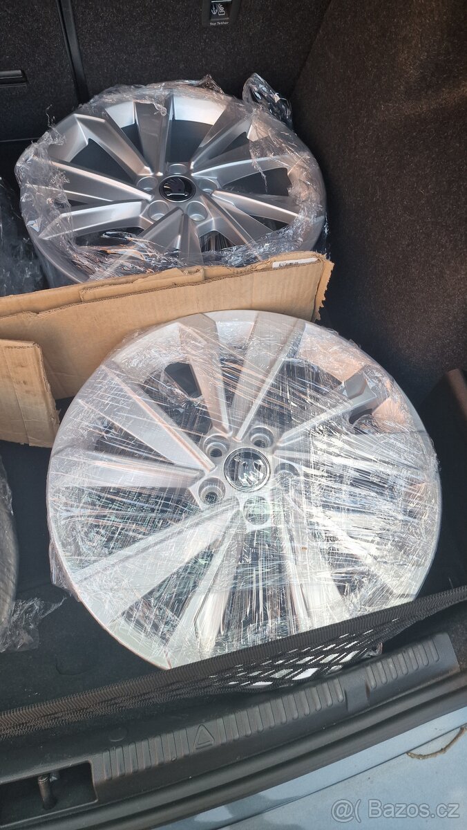 Original Alu Škoda 5x100 r17 - 2