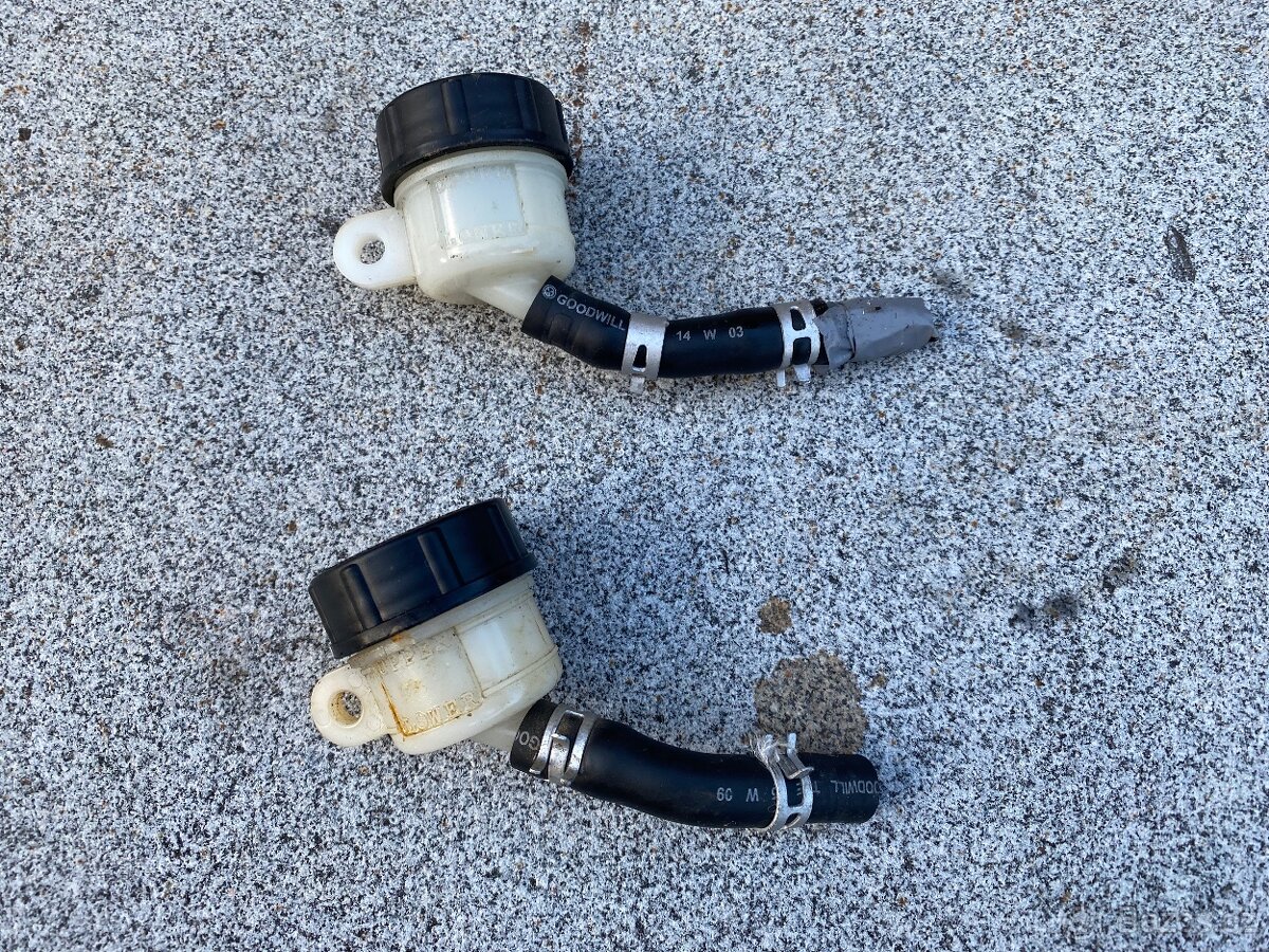 Yamaha MT / YZF 125 zadní nádržka brzdové kapaliny - 2