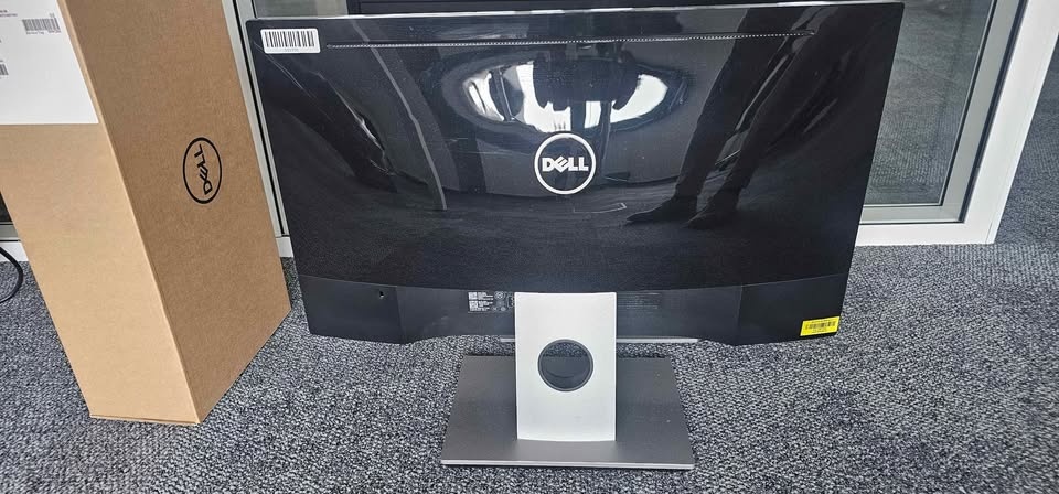 LCD monitor 24" IPS display Dell SE2416H - 2