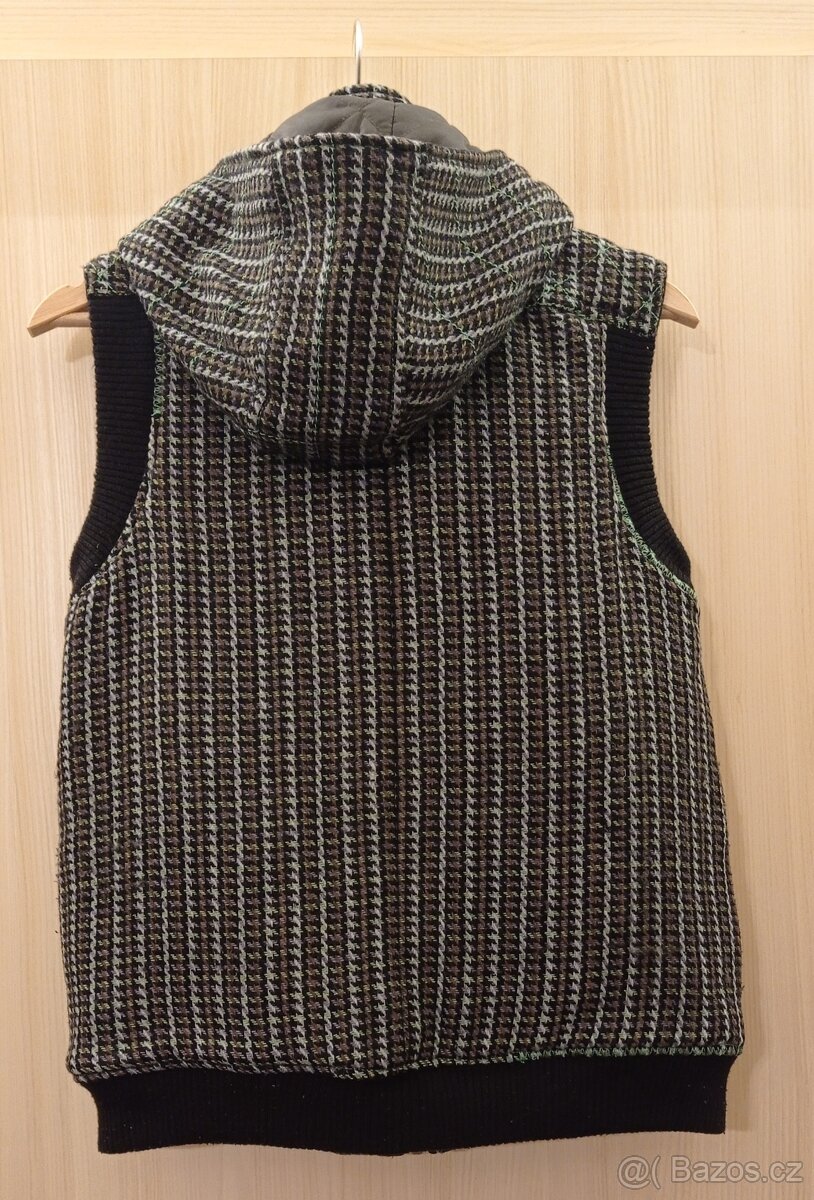 Vesta Roxy s odepínací kapucí vel. S - 2