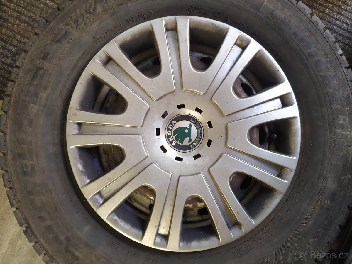 Poklice 1ks Škoda Octavia Fabia 15" yeti rapid apod. - 2