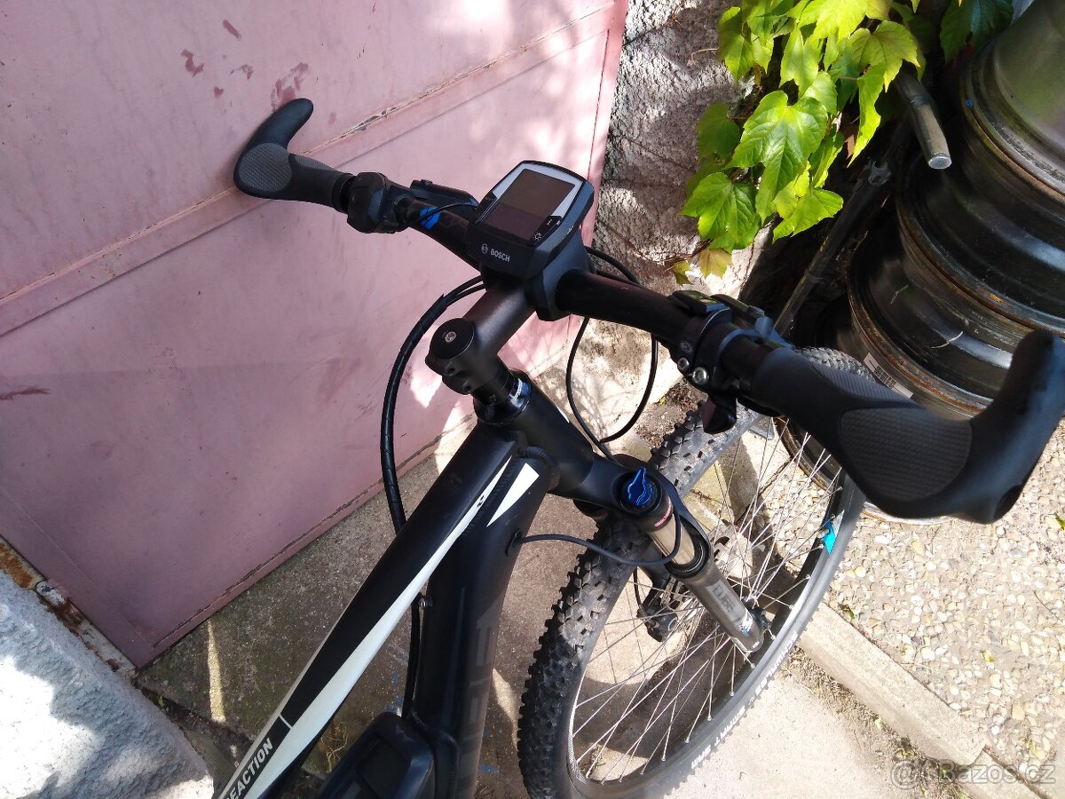 elektrokolo cube Bosch performance cx - 2