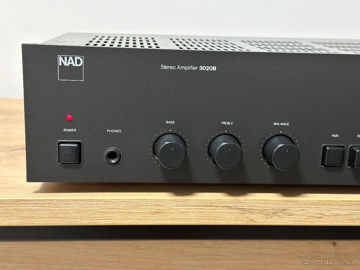 NAD 3020B VÝBORNÝ STEREO ZESILOVAČ - 2