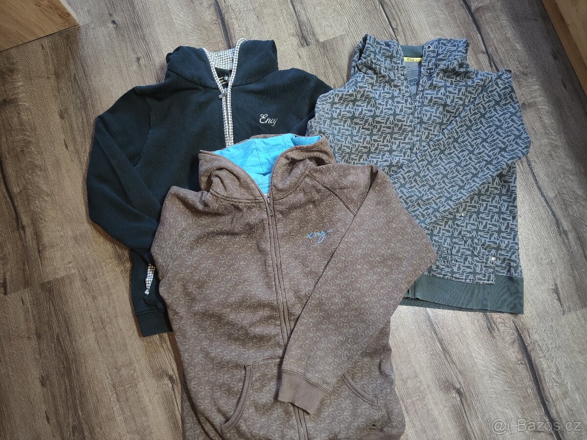 Balení 3 mikin a softshellová bunda vel. 42 - 2
