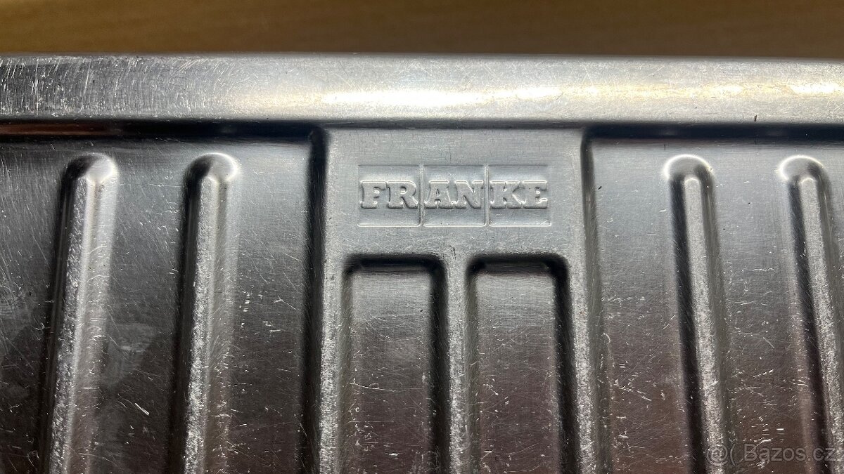 Nerez dřez s odkapem FRANKE - 2