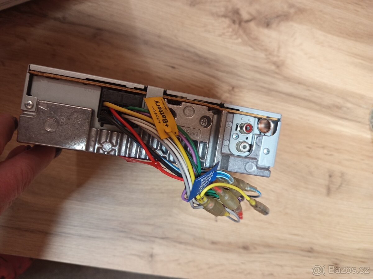 Prodám autorádio Pioneer DEH- 1700R - 2