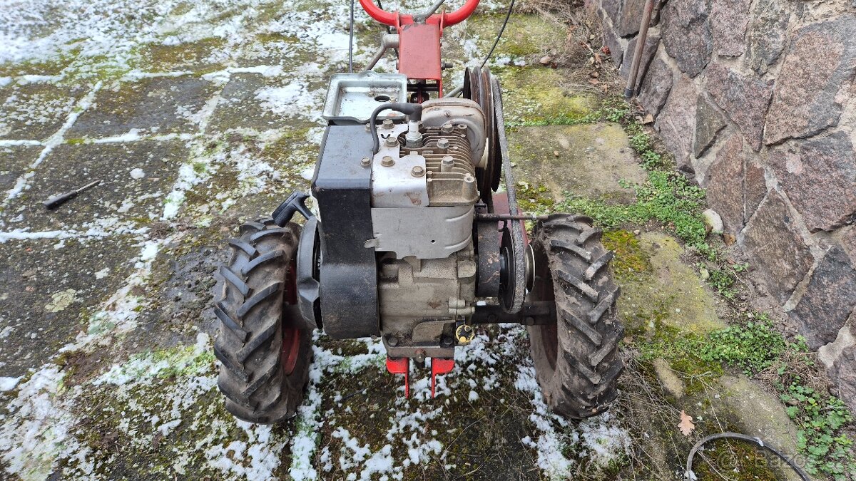 VARI malotraktor - 2