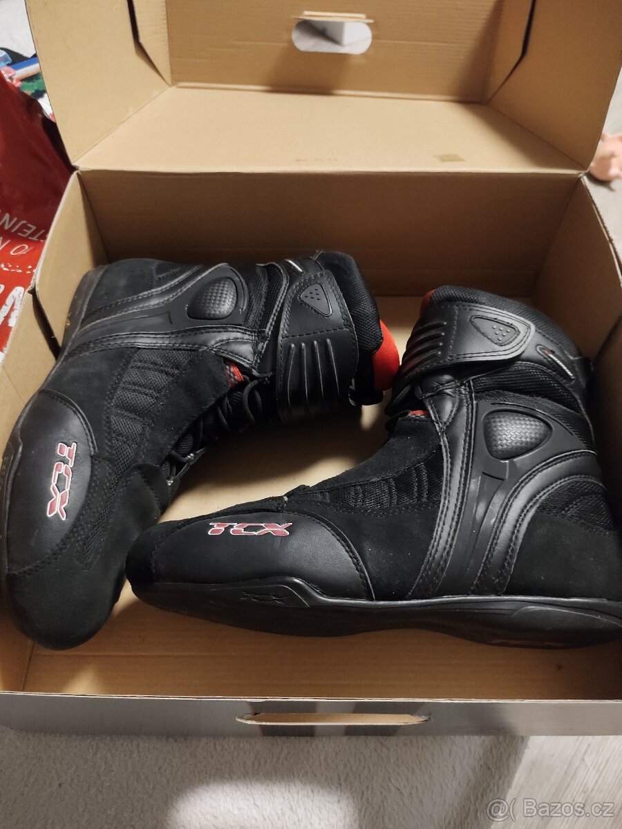 Kotníkové boty TCX - 2