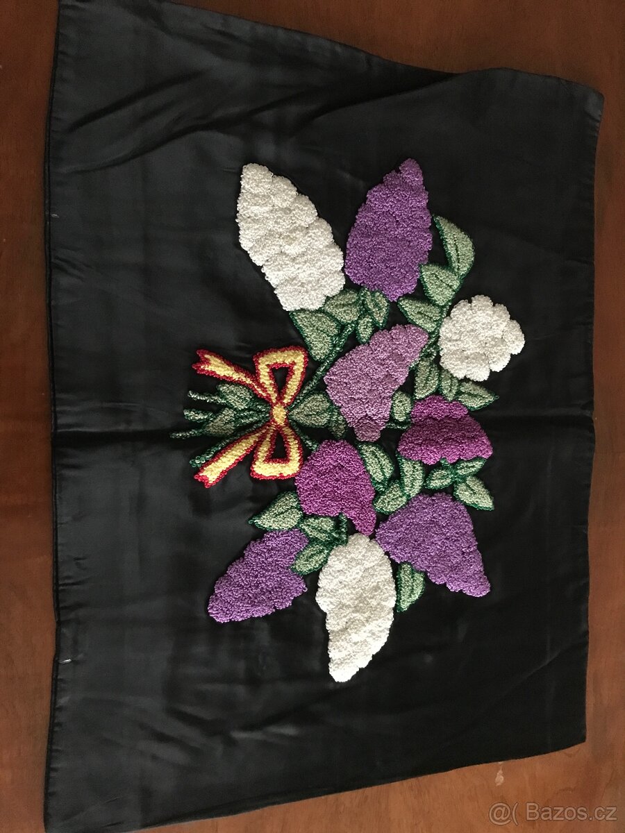 Starožitné prošívané a paličkované povlečení - 2