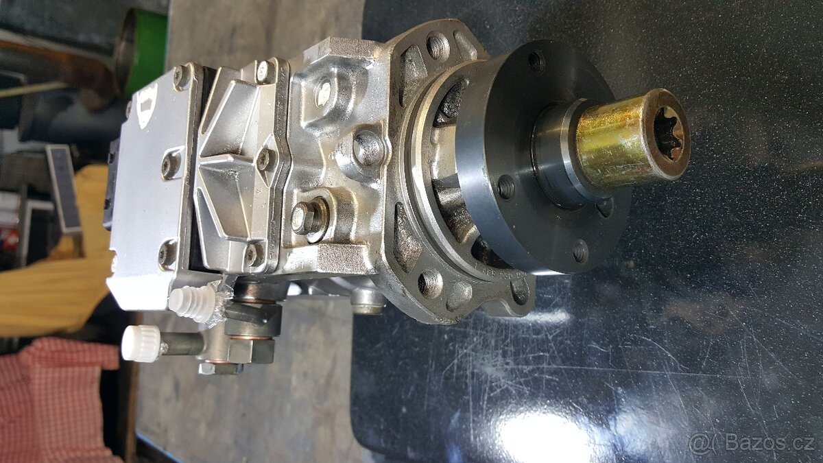 Nissan Navara D22 98kw YD25 - 2