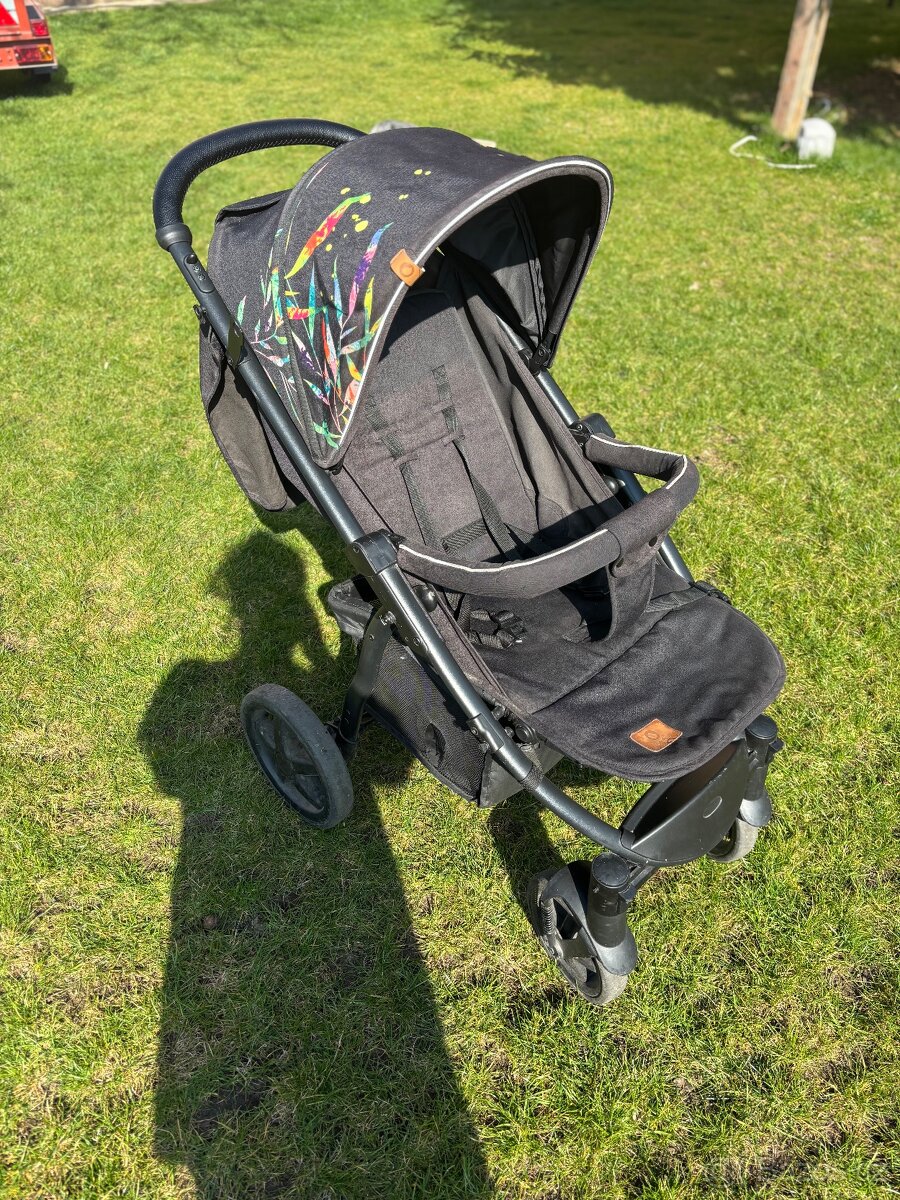 Sportovní kočárek - 2