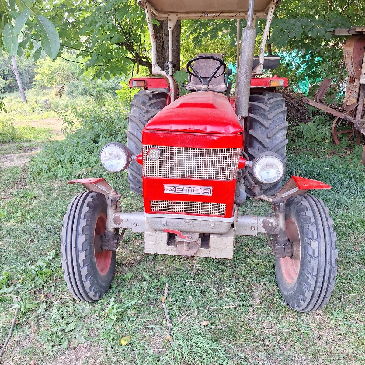 Traktor zetor 5711 - 2
