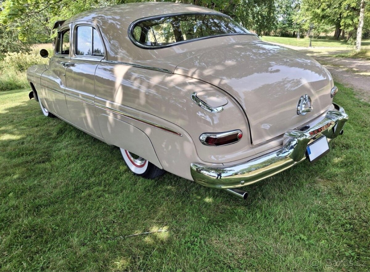1950 Mercury Eight Sport Sedan - 2