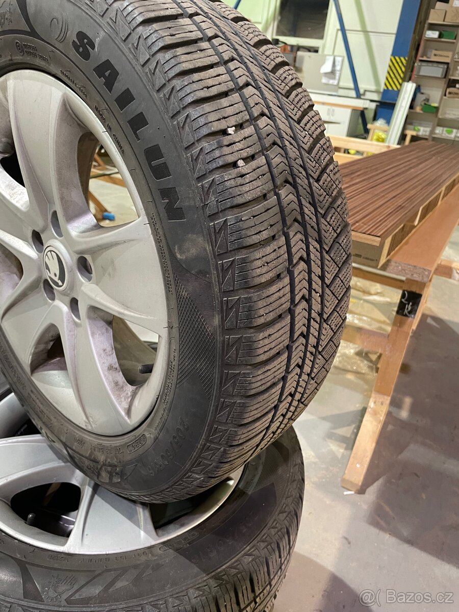 Celoroční Kola205/60/16 - 2