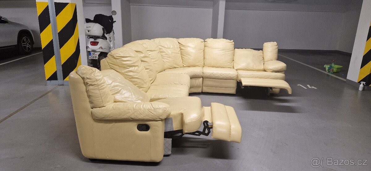 Gauč rohový kožený 295×265 cm - 2