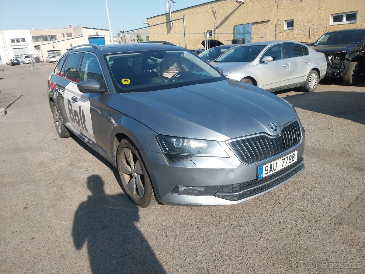 Skoda superb 3 iii 2018 combi nahradni dily - 2