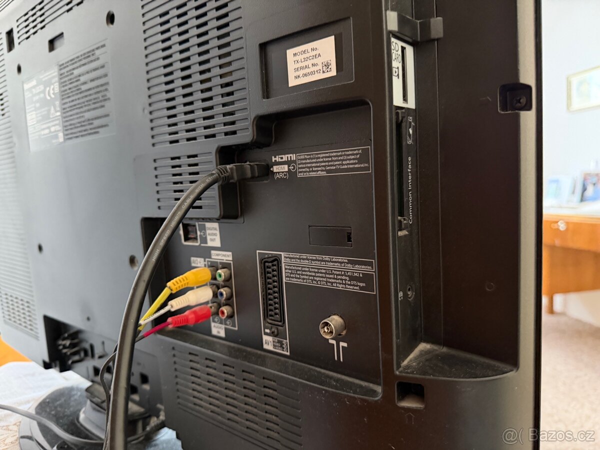 LCD televize Panasonic TX-L32C2EA 32” palců, HDMI - 2