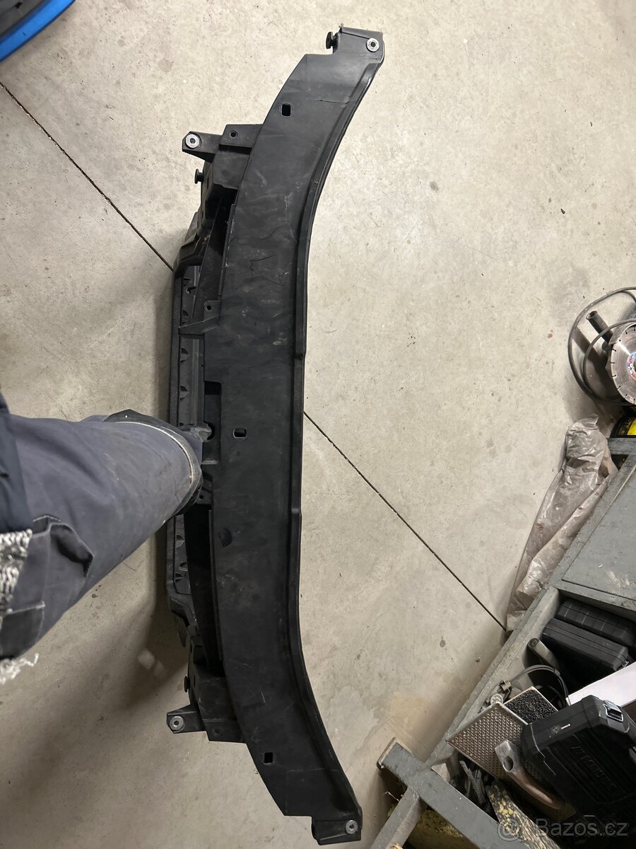 Chladičová stěna Škoda Superb II 3T0805588 - 2