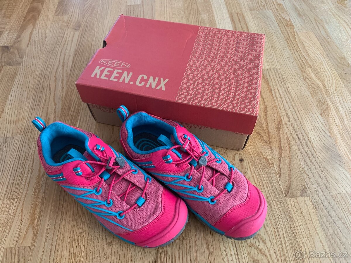 Dětská obuv KEEN CHANDLER CNX - NOVÉ vel. 37 - 2