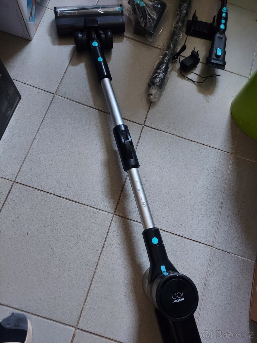 Aku vysavač Hurikane H7 - 2