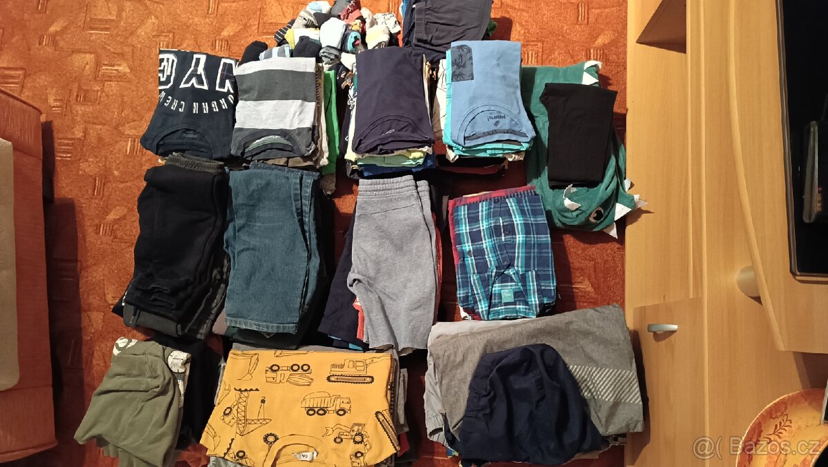 Balík oblečení kluk vel.128 - 2