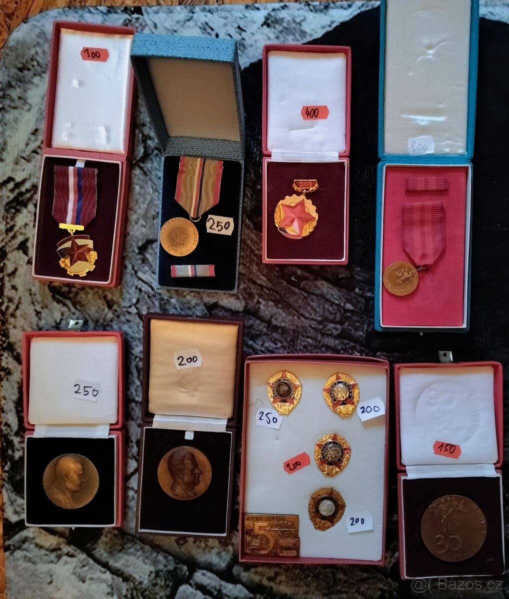 Plakety, Medaile - 2