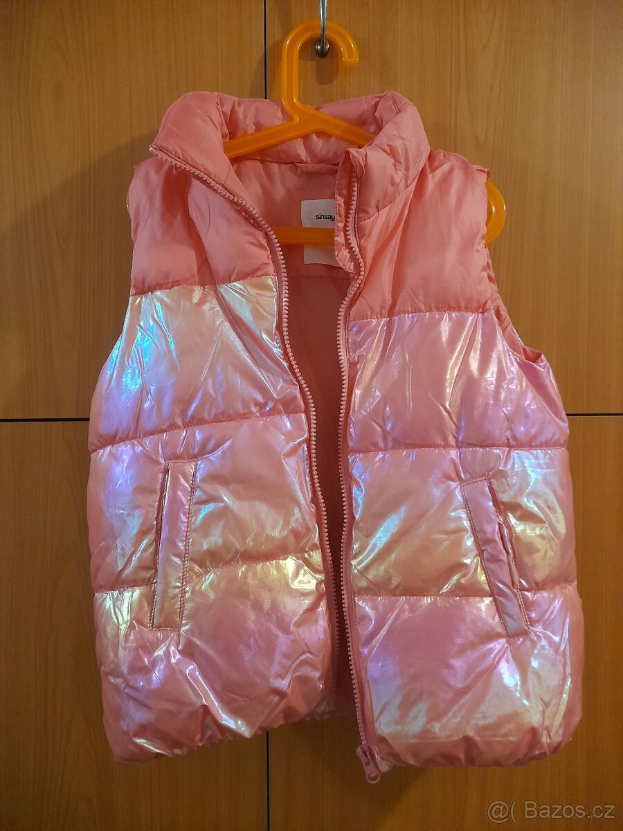 Dětská vesta vel.134 - 2