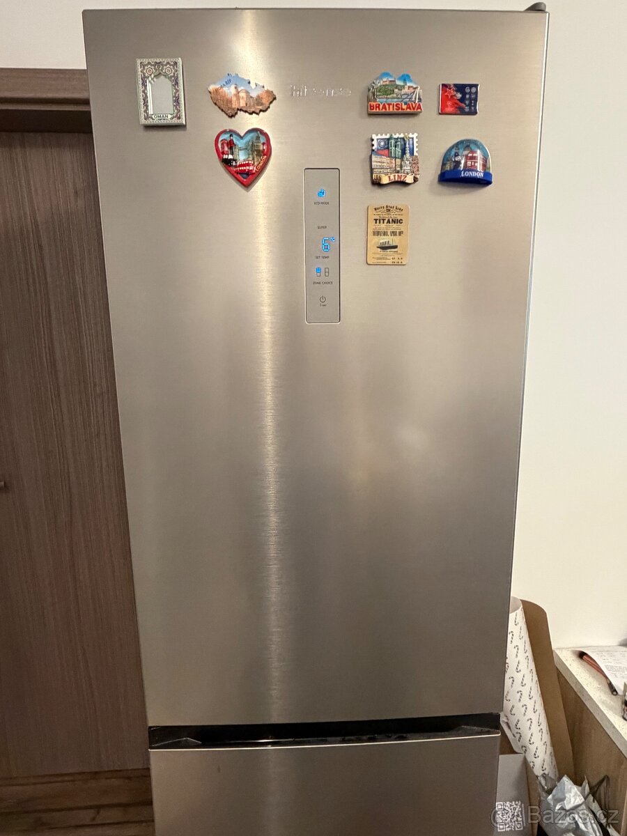 Lednice Hisense HZF3268SED - 2