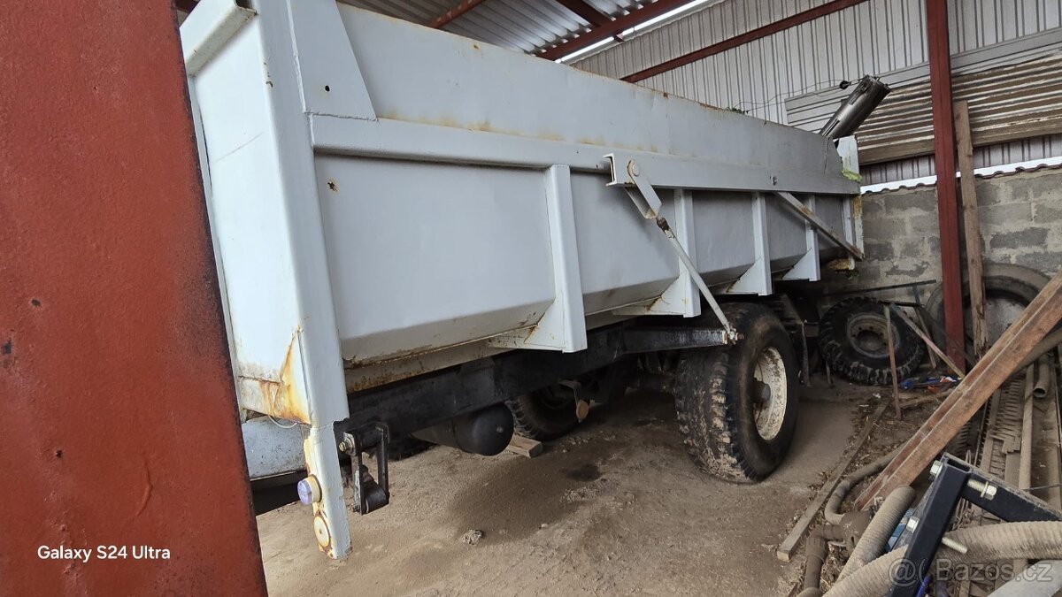 Sklápěcí přívěs - 2