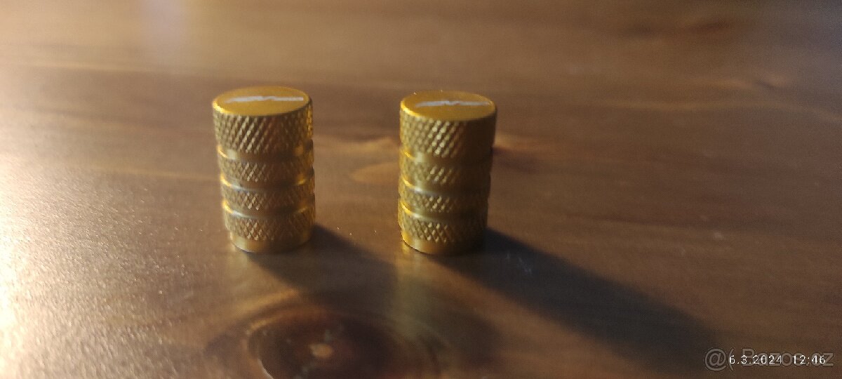 ČEPIČKY HONDA ADV 350 - 2