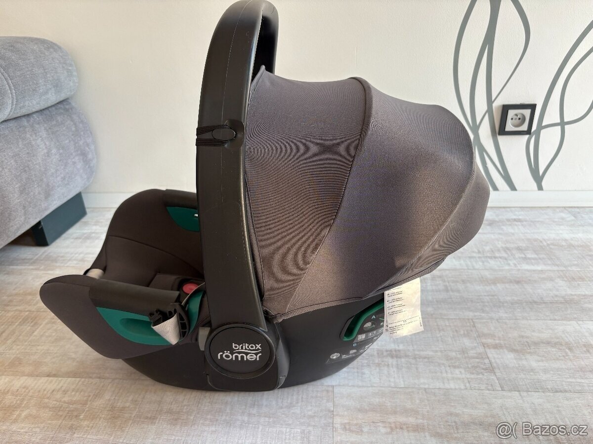 BRITAX Autosedačka Baby-Safe 3 i-Size - 2