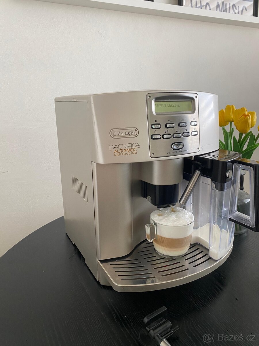Kávovar DeLonghi ESAM 3500 Magnifica - 2