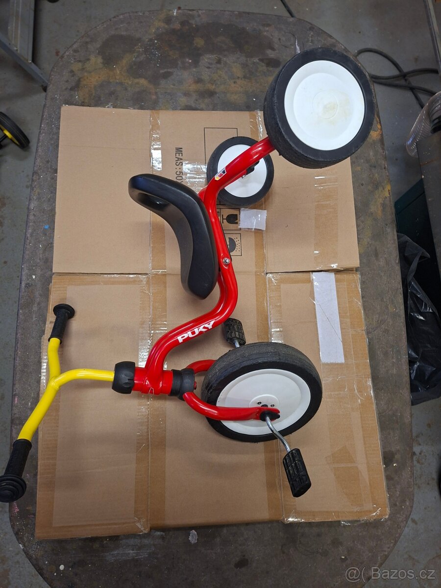 Šlapací tříkolka PUKY - 2