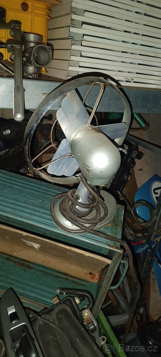 Starý ventilátor retro - 2