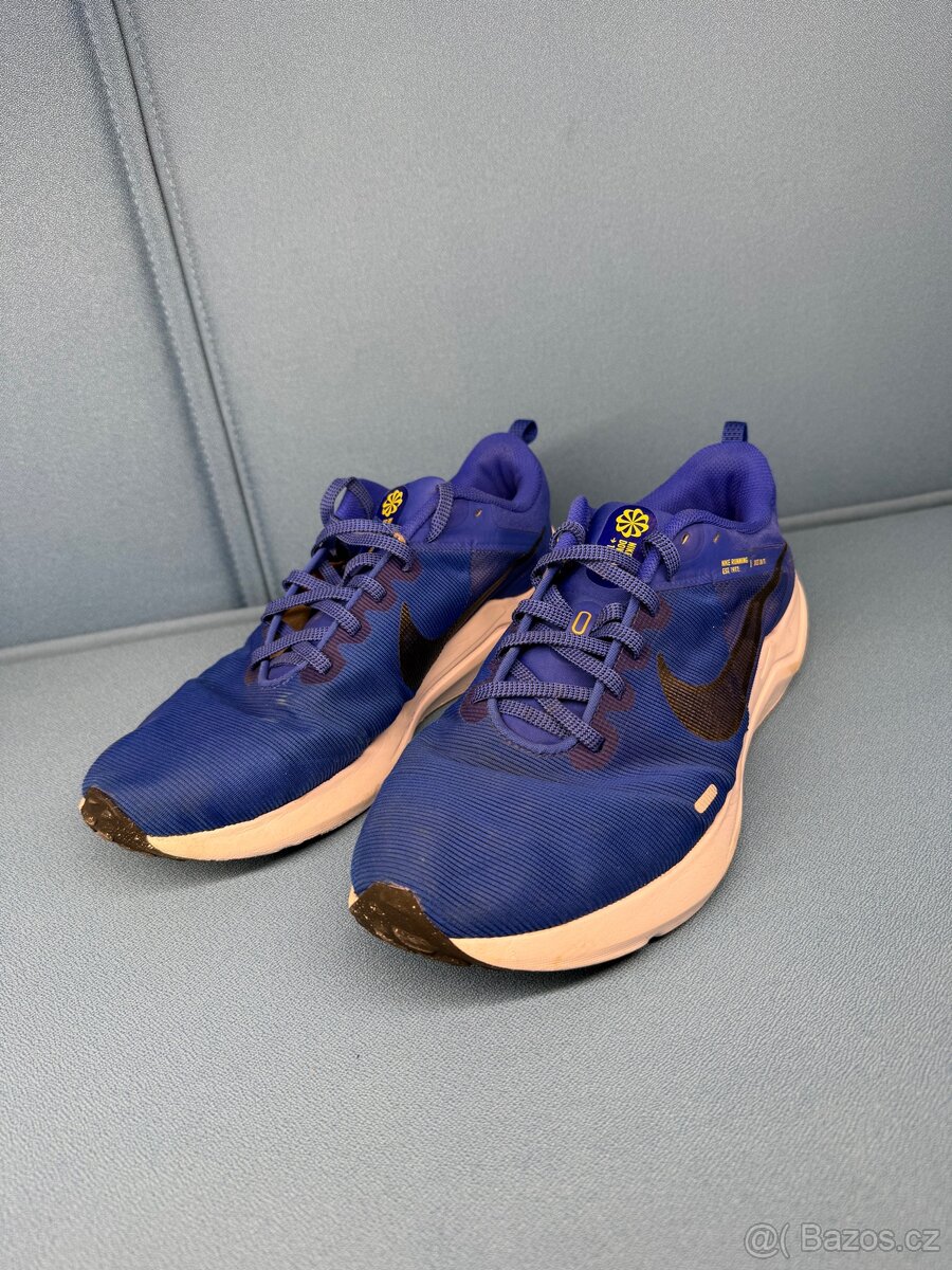 Nike - 2