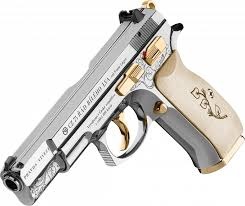 PISTOLE ŘÁD BÍLÉHO LVA - 2