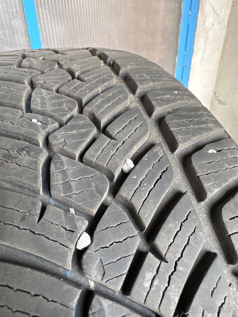 Zimni pneu 225/45/18 - 2