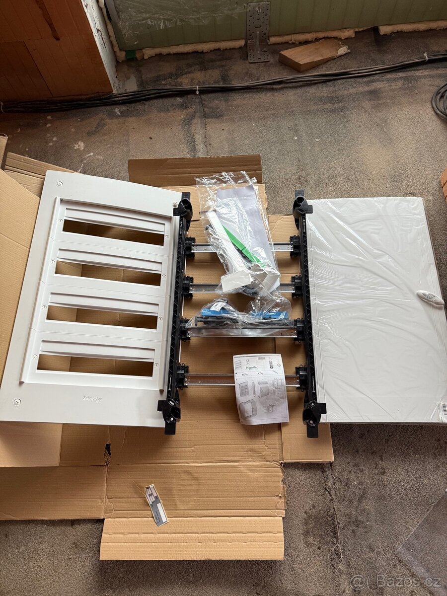 Elektro rozvaděč Schneider XS 72M LVSXN418 - 2