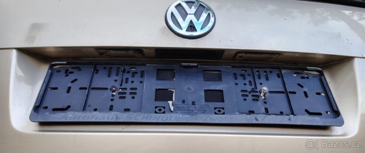 prodám 5.vrata na VW Golf 4 Variant a VW Bora Variant - 2