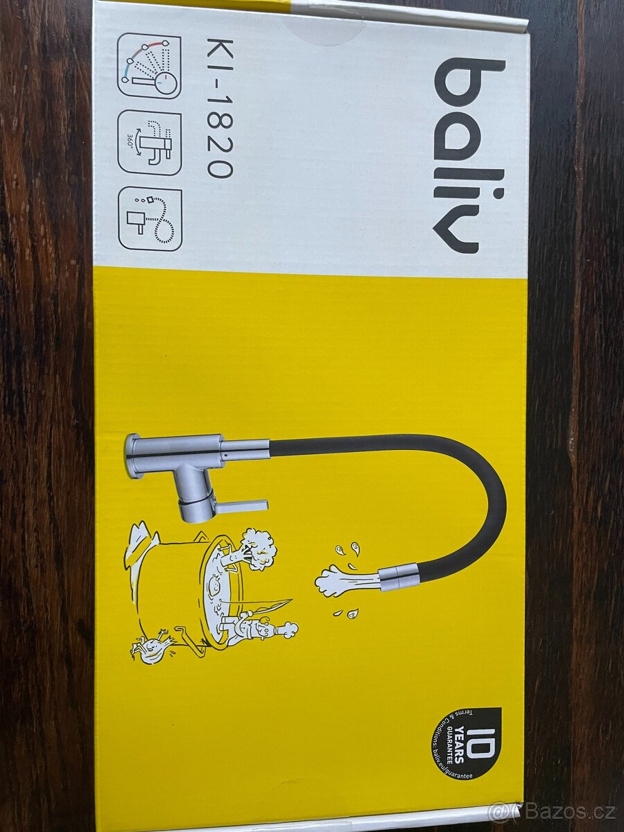 Kuchyňská vodovodní baterie páková KI-1820 s elastickým rame - 2