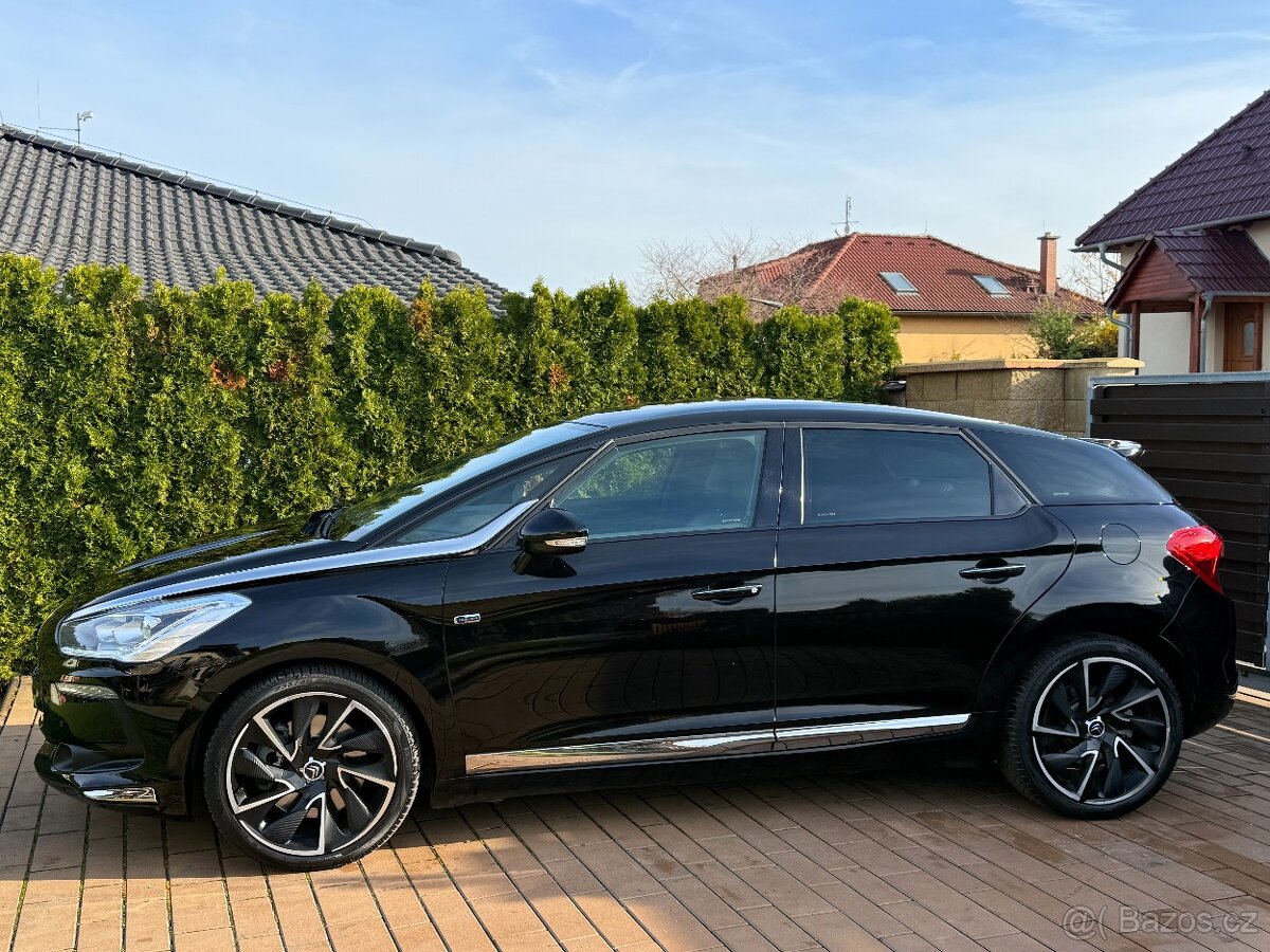 CITROËN DS5 2.0 HDi 147kW HYBRID /1.Maj.-10/2014-169.490km/ - 2