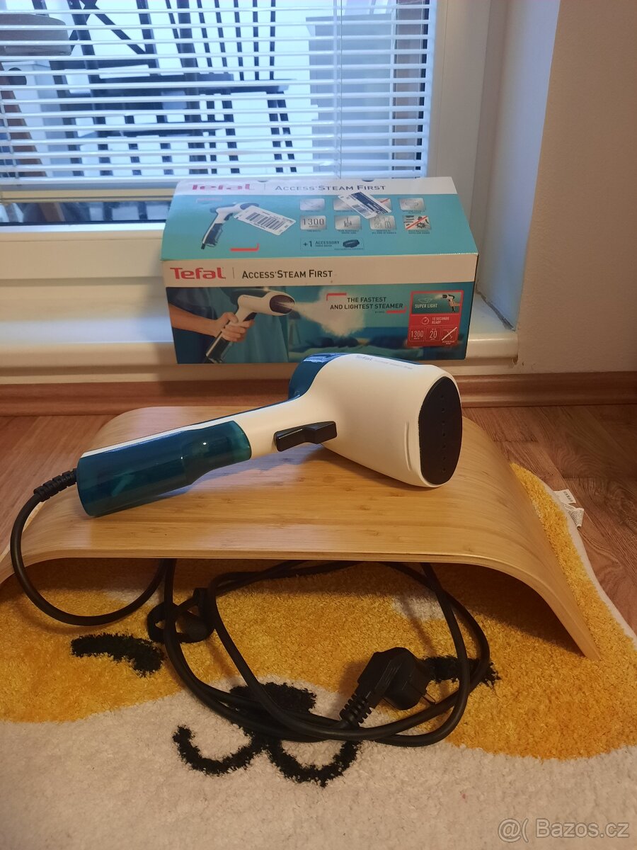 Tefal ruční napařovací žehlička - 2
